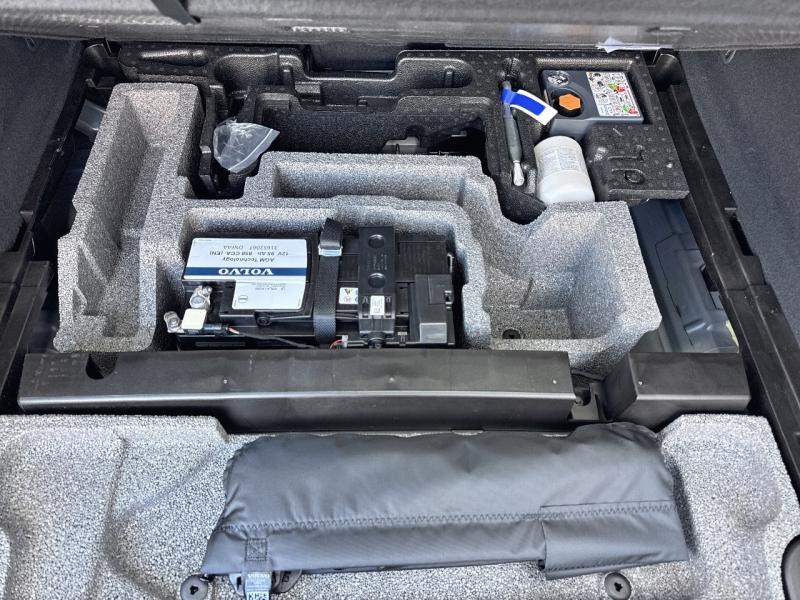 Image VOLVO XC60 T6 Hybride Rechargeable 350ch Ultra Style Dark Geartronic 8 AWD