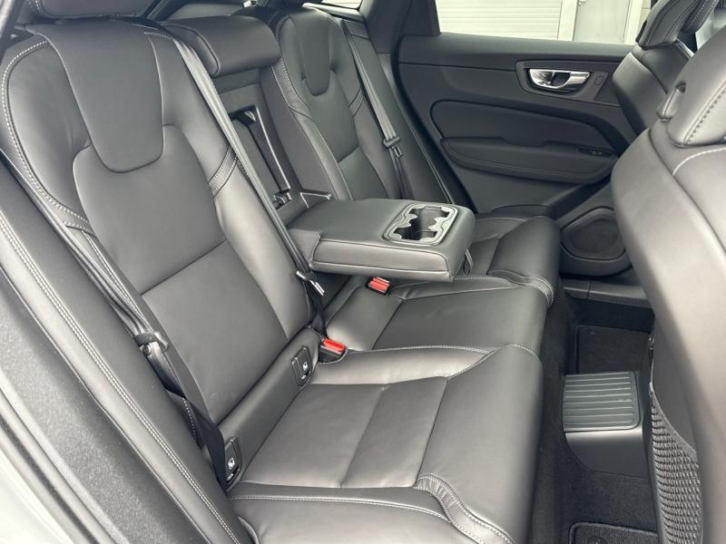 Image VOLVO XC60 T6 Hybride Rechargeable 350ch Black Edition Geartronic 8 AWD