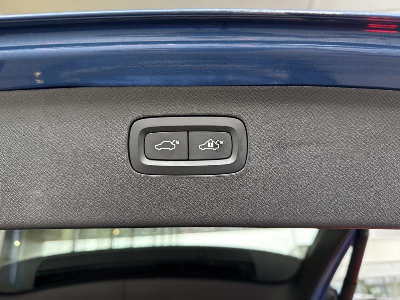 Image VOLVO XC90 B5 AWD 235ch R-Design Geartronic 7 places