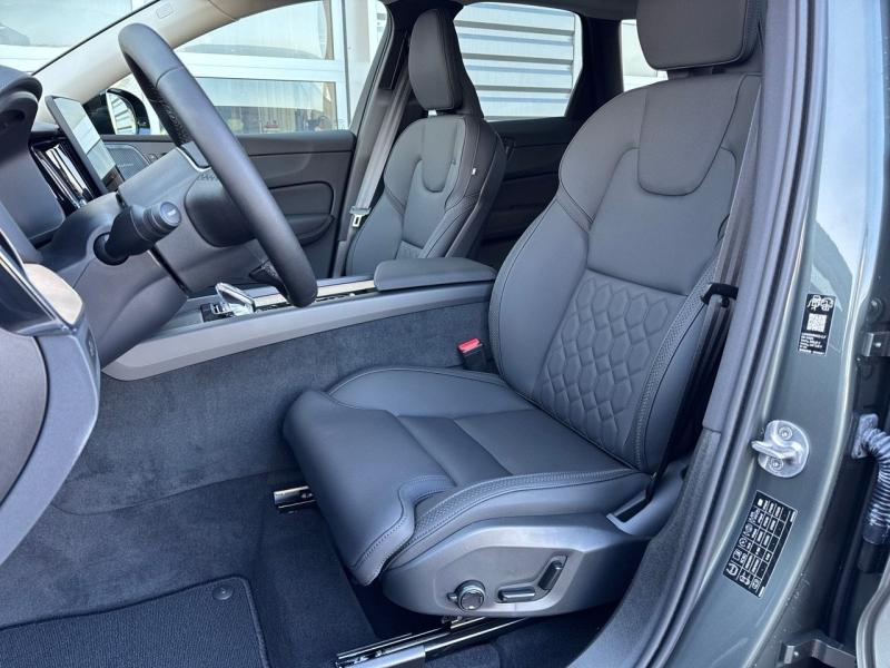 Image VOLVO XC60 T6 Hybride Rechargeable 350ch Ultra Style Dark Geartronic 8 AWD