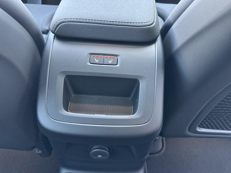 Image VOLVO XC60 T6 Hybride Rechargeable 350ch Ultra Style Dark Geartronic 8 AWD