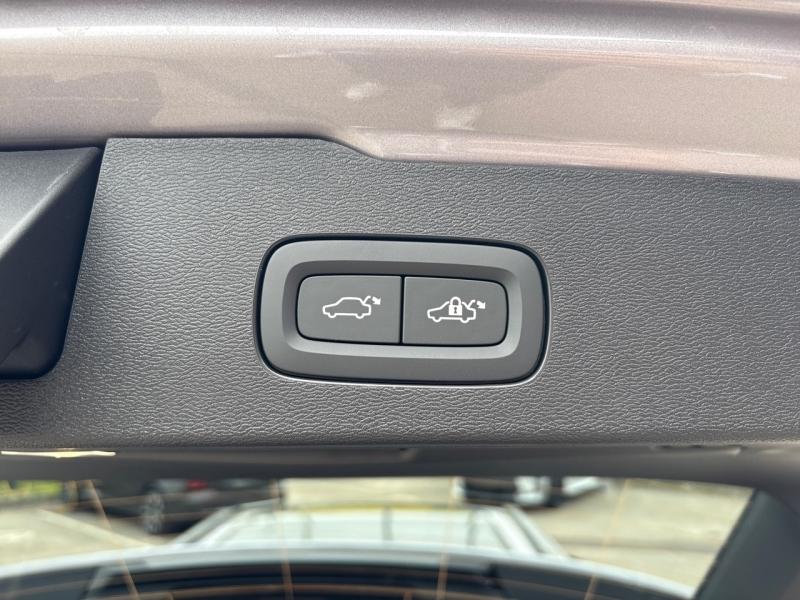 Image VOLVO V60 B4 197ch Ultra Style Dark DCT 7