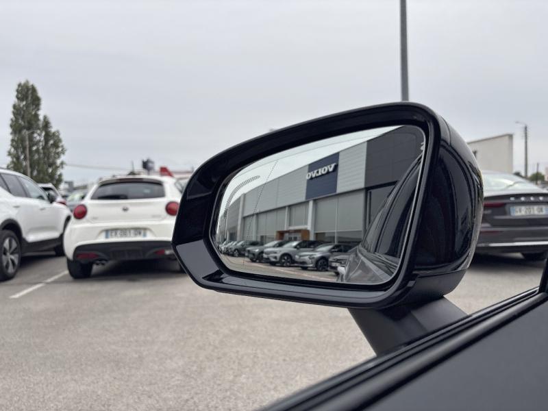 Image VOLVO V60 B4 197ch Ultra Style Dark DCT 7