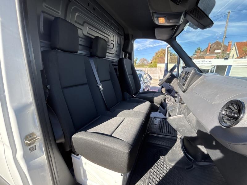 Image MERCEDES-BENZ Sprinter Fg 214 CDI 33S 3T0 Traction