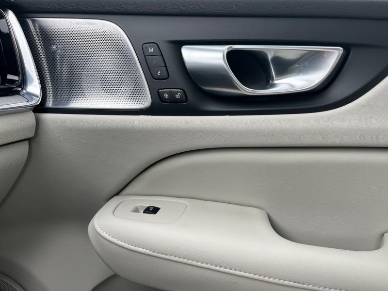 Image VOLVO S60 T6 AWD 253+145ch Ultimate Style Chrome Geartronic 8