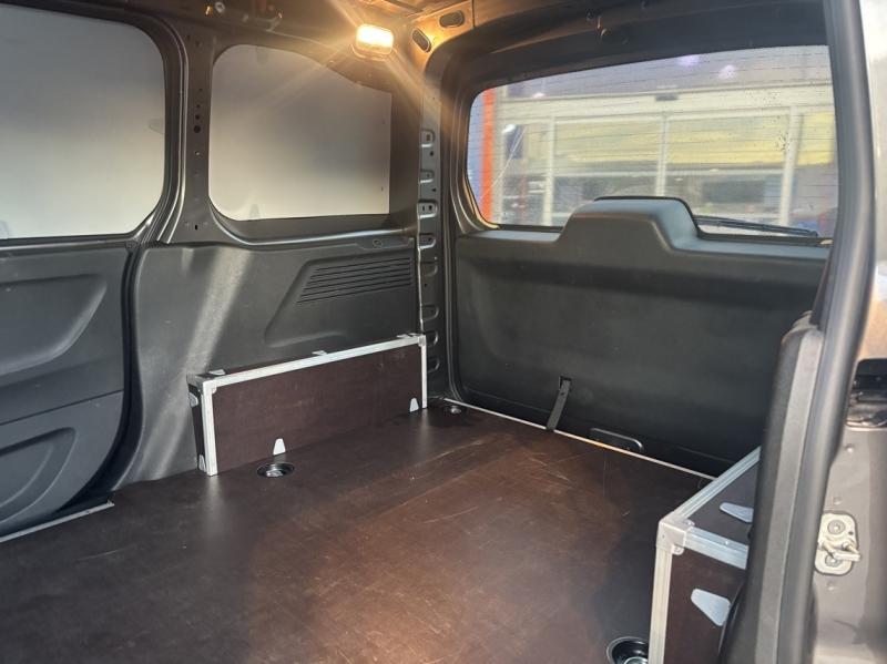 Image PEUGEOT Partner M 650kg BlueHDi 130ch S&S Pack Asphalt Connect