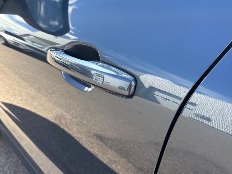 Image VOLVO XC60 T6 Hybride Rechargeable 253 + 145ch Ultra Style Dark Geartronic 8 AWD