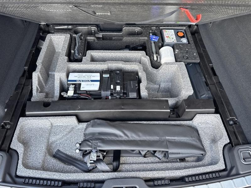 Image VOLVO XC60 T6 Hybride Rechargeable 253 + 145ch Ultra Style Dark Geartronic 8 AWD