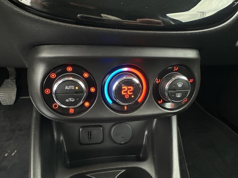 Image OPEL Corsa 1.4 Turbo 100ch Excite Start/Stop 3p