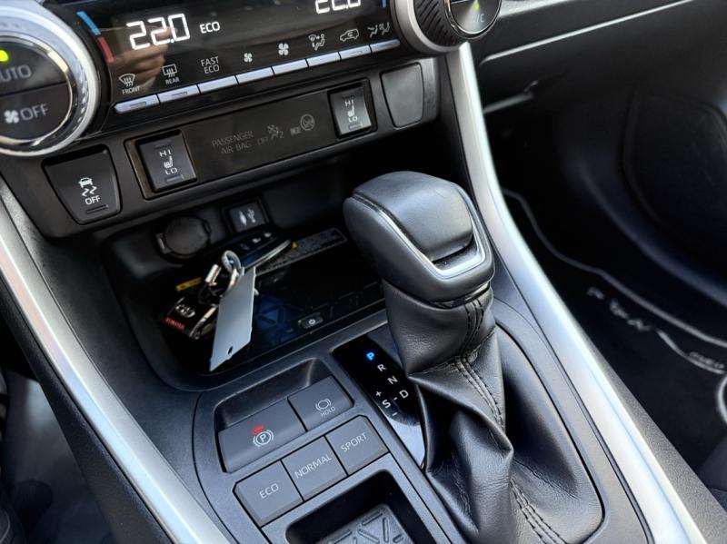 Image TOYOTA RAV4 Hybride 218ch Lounge 2WD CUIR TOIT OUVRANT