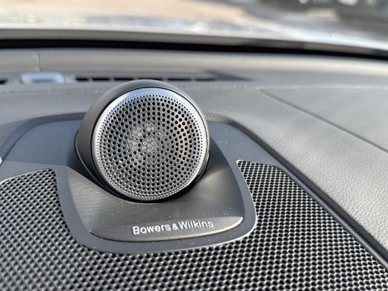 Image VOLVO XC60 T6 Hybride Rechargeable 253 + 145ch Ultra Style Dark Geartronic 8 AWD