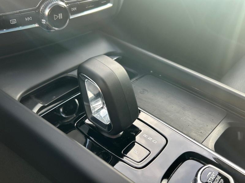 Image VOLVO XC60 T6 AWD 253 + 145ch Plus Style Dark Geartronic