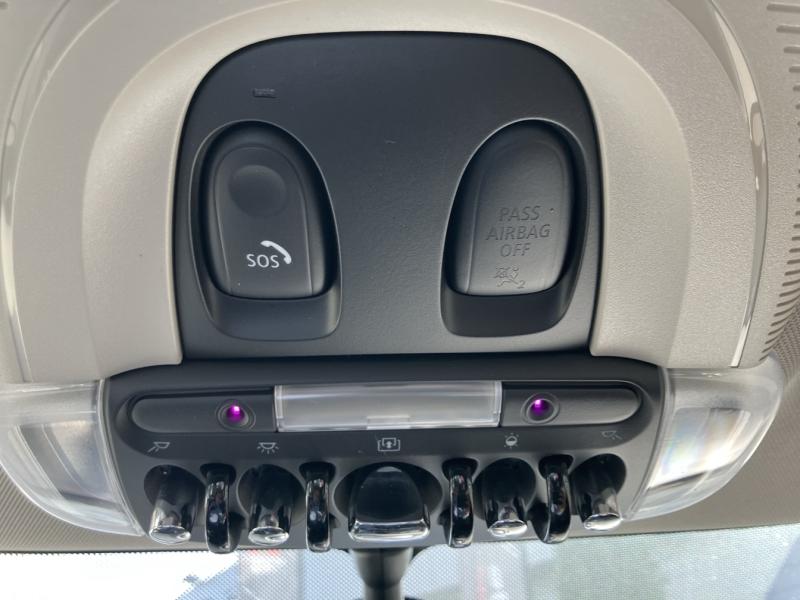 Image MINI Mini Cooper 136ch Edition Greenwich BVA7 109g