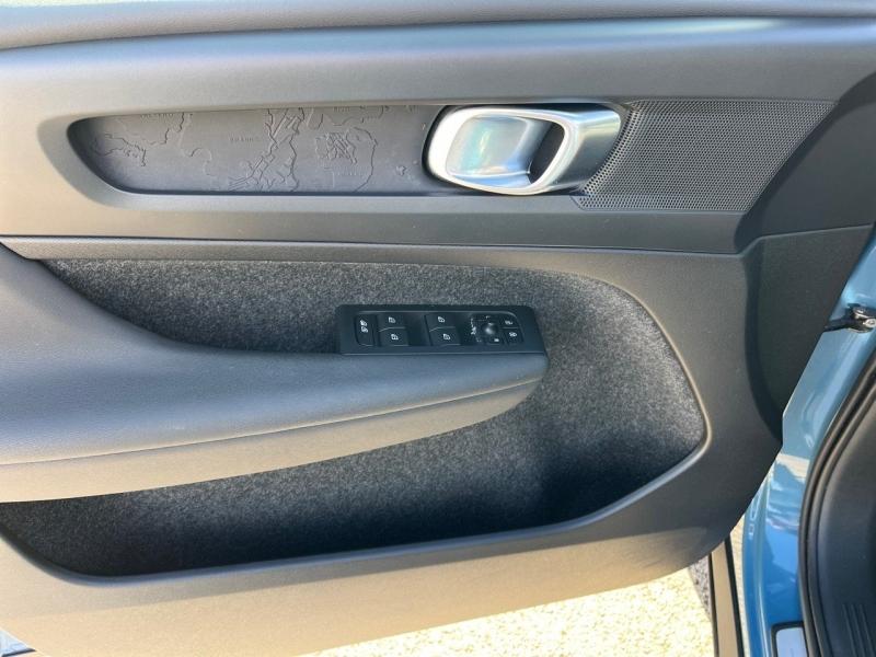 Image VOLVO C40 Recharge 231ch Start