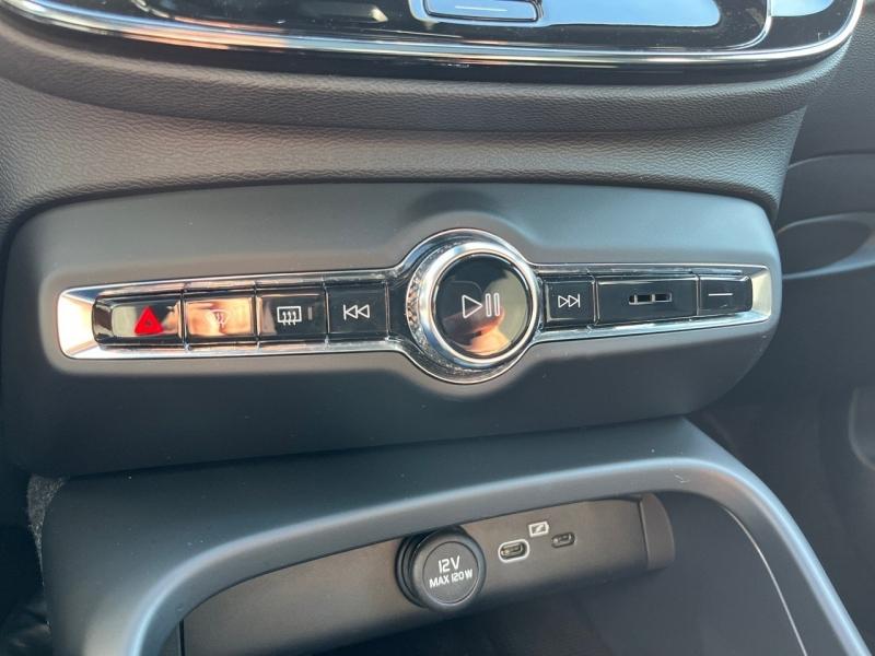 Image VOLVO C40 Recharge 231ch Start