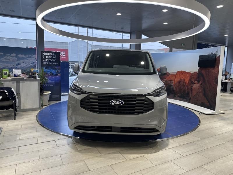 Image FORD Transit Custom Fg 320 L1H1 2.5 Duratec 232ch Hybride rechargeable Cabine Approfondie Limited CVT