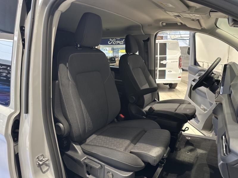Image FORD Transit Custom Fg 320 L1H1 2.5 Duratec 232ch Hybride rechargeable Cabine Approfondie Limited CVT