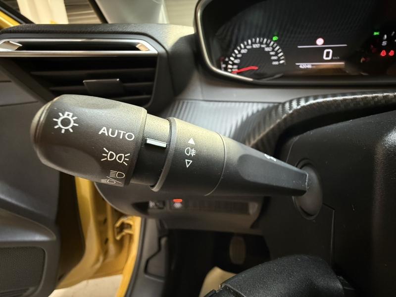 Image PEUGEOT 208 1.2 PureTech 75ch S&S Style