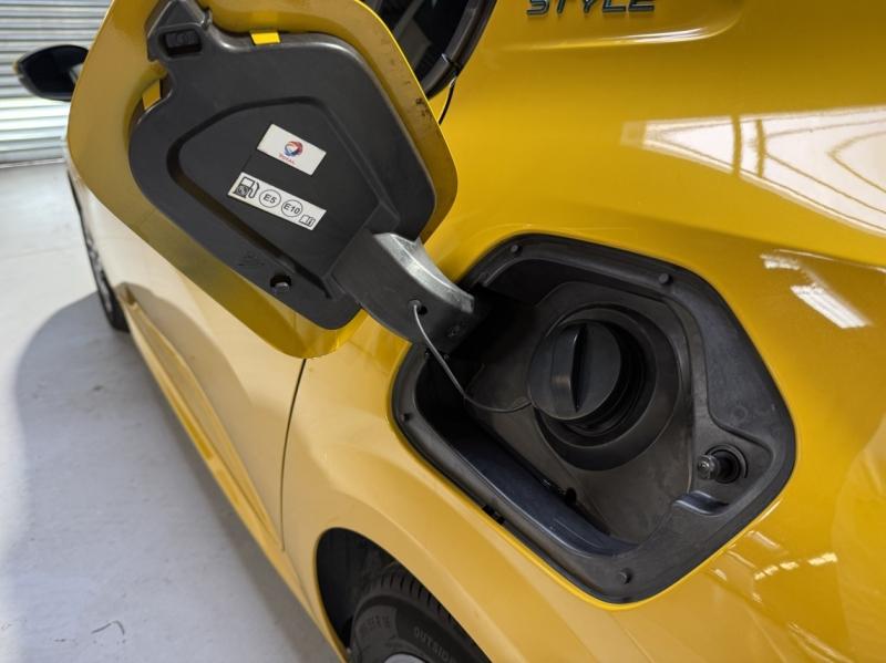 Image PEUGEOT 208 1.2 PureTech 75ch S&S Style