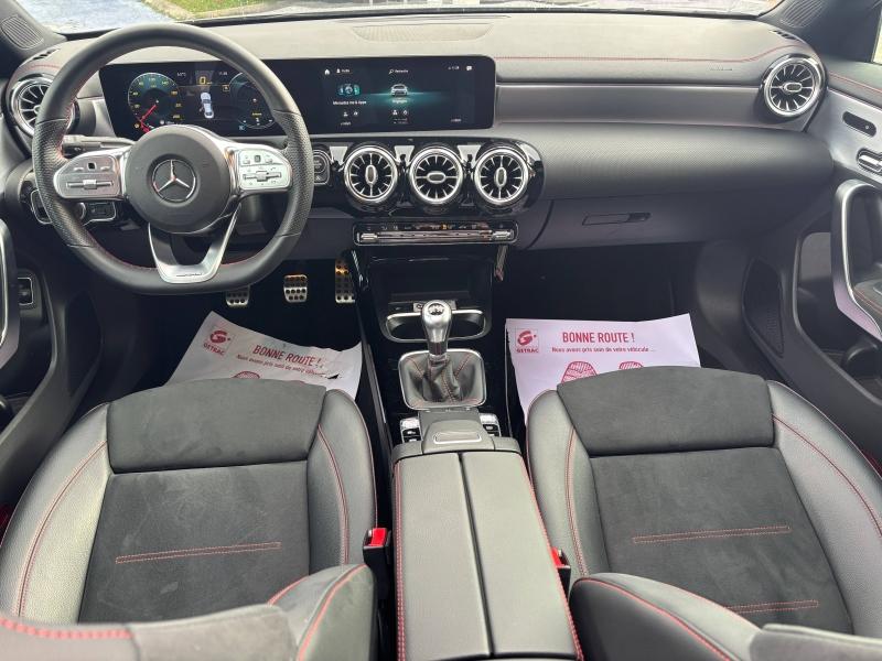 Image MERCEDES-BENZ CLA 180 d 116ch AMG Line