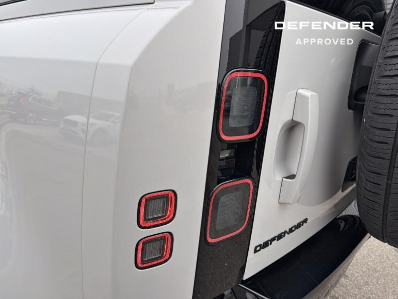 Image LAND-ROVER Defender 110 3.0 D250 Hard Top S