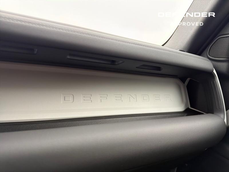 Image LAND-ROVER Defender 110 3.0 D250 Hard Top S