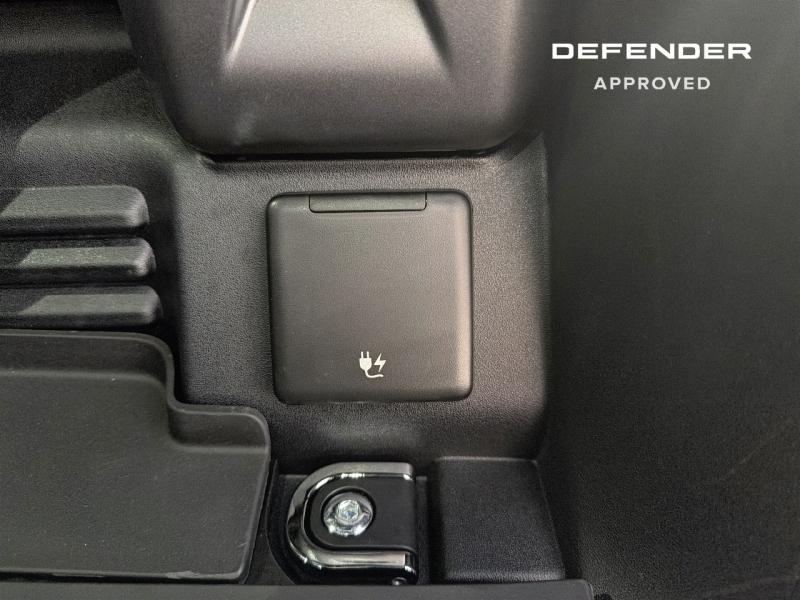 Image LAND-ROVER Defender 90 3.0 D250 Hard Top X-Dynamic SE