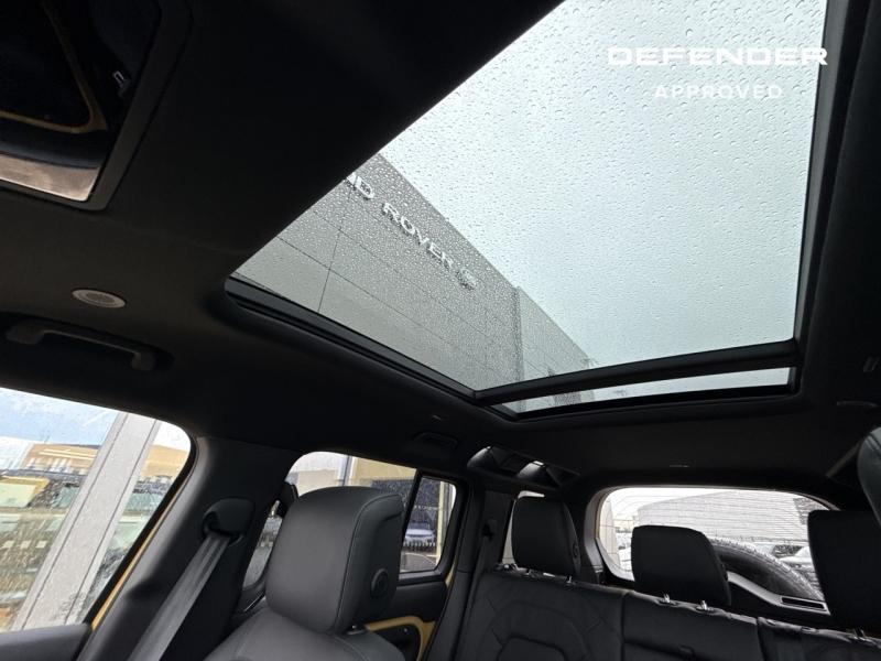 Image LAND-ROVER Defender 110 2.0 P300e PHEV Trophy Edition Deep Sandglow
