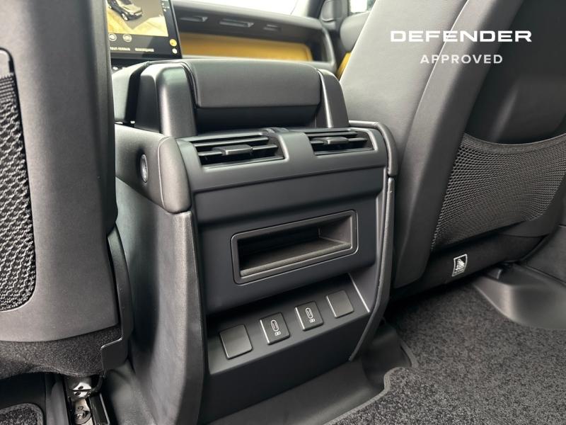 Image LAND-ROVER Defender 110 2.0 P300e PHEV Trophy Edition Deep Sandglow