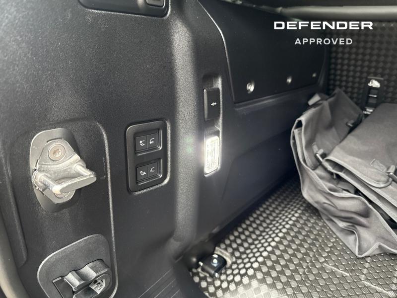 Image LAND-ROVER Defender 110 2.0 P300e PHEV Trophy Edition Deep Sandglow