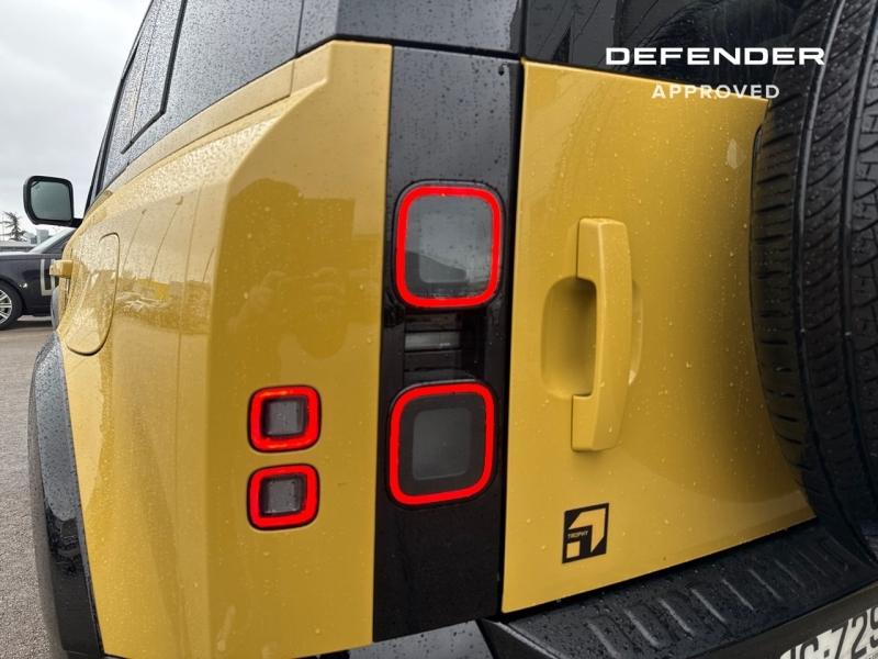 Image LAND-ROVER Defender 110 2.0 P300e PHEV Trophy Edition Deep Sandglow