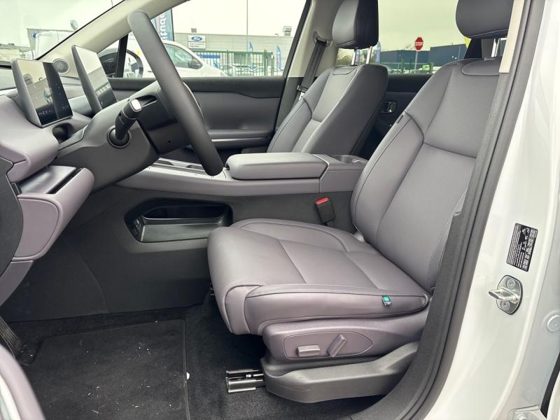 Image LEAPMOTOR C10 REEV 215ch 28,4 kWh Design MY25