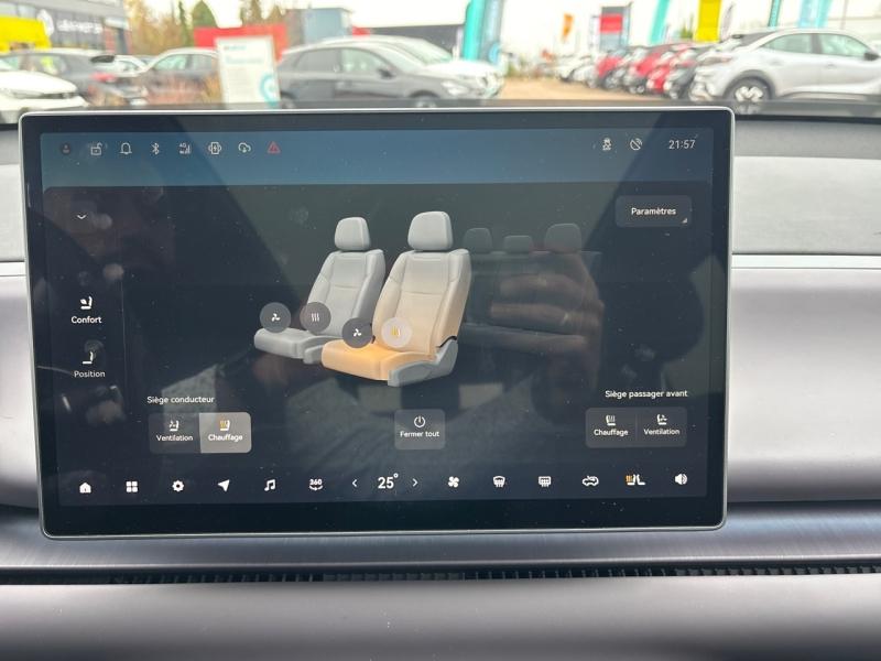 Image LEAPMOTOR C10 REEV 215ch 28,4 kWh Design MY25