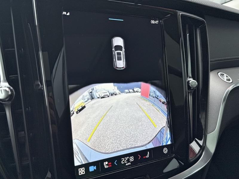 Image VOLVO V60 B4 197ch Ultra Style Dark DCT 7