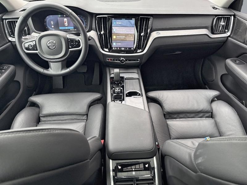 Image VOLVO V60 B4 197ch Ultra Style Dark DCT 7
