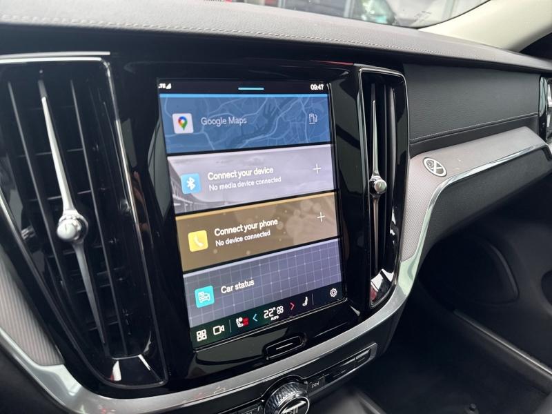 Image VOLVO V60 B4 197ch Ultra Style Dark DCT 7