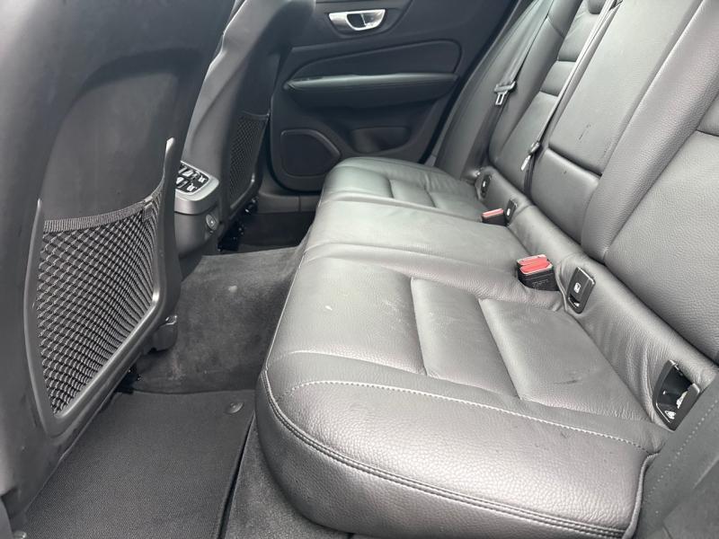 Image VOLVO V60 B4 197ch Ultra Style Dark DCT 7