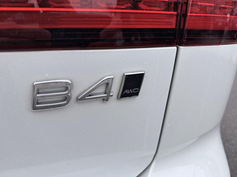 Image VOLVO V60 Cross Country B4 AWD 197ch Pro Geartronic 8