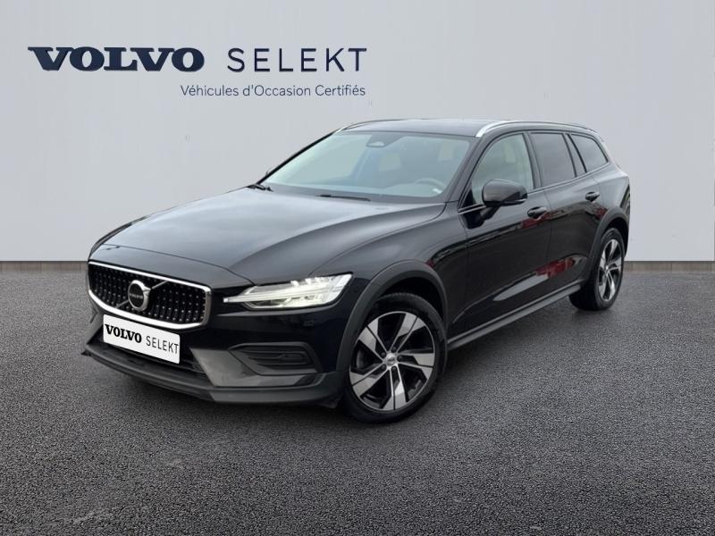 Photo VOLVO V60 Cross Country B4 AWD 197ch Pro Geartronic 8
