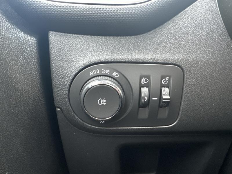 Image OPEL Crossland 1.2 Turbo 110ch Elegance Business