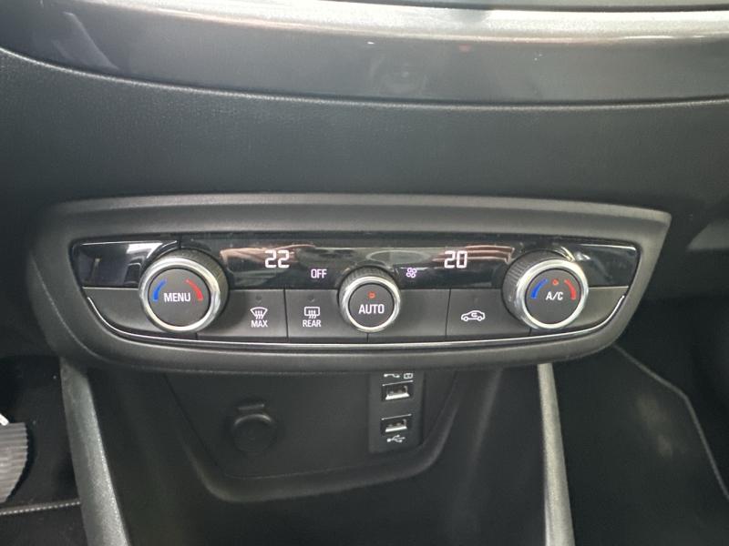 Image OPEL Crossland 1.2 Turbo 110ch Elegance Business