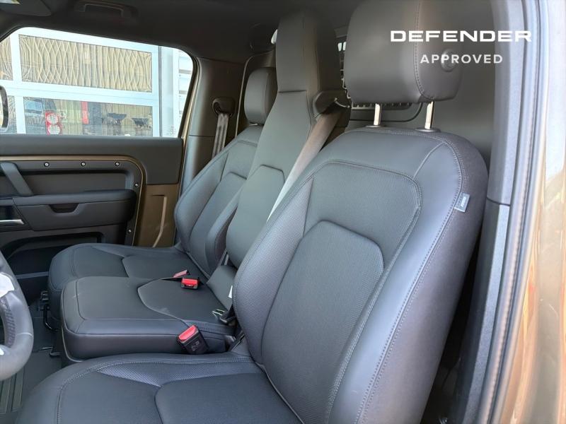 Image LAND-ROVER Defender 90 3.0 D200 Hard Top S