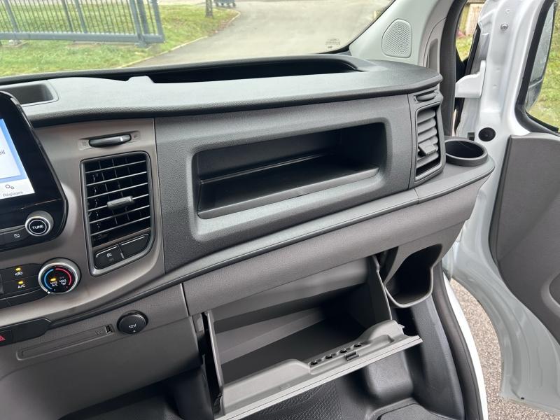 Image FORD Transit Custom Fg 300 L2H2 2.0 EcoBlue 130 S&S Trend Business BVA6 7cv
