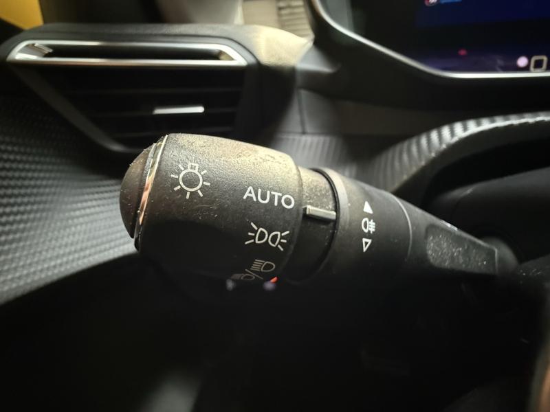 Image PEUGEOT 208 1.2 PureTech 100ch S&S Roadtrip EAT8