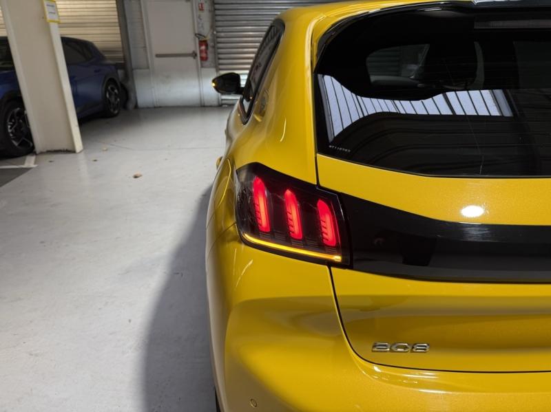 Image PEUGEOT 208 1.2 PureTech 100ch S&S Roadtrip EAT8