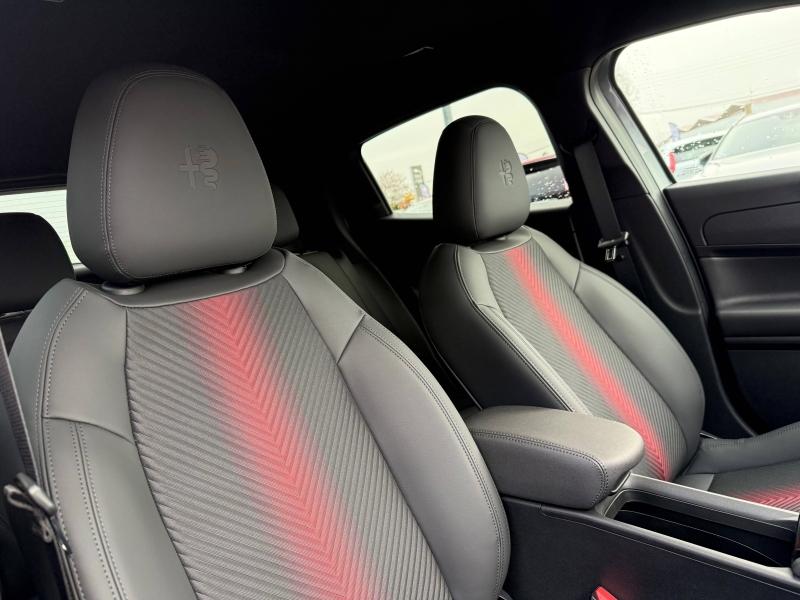 Image ALFA ROMEO Junior 1.2 Ibrida 145ch Premium e-DCT6