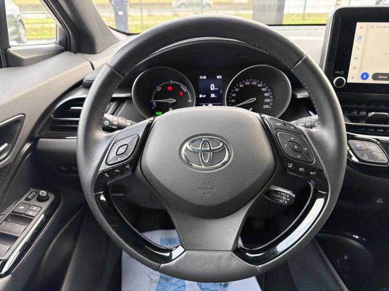 Image TOYOTA C-HR 2.0 Hybride 184ch Design Ultimate E-CVT