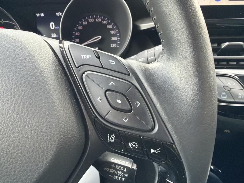 Image TOYOTA C-HR 2.0 Hybride 184ch Design Ultimate E-CVT