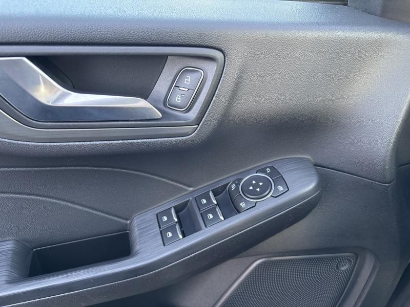 Image FORD Kuga 2.5 Duratec 190ch FHEV Titanium BVA i-AWD 4X4