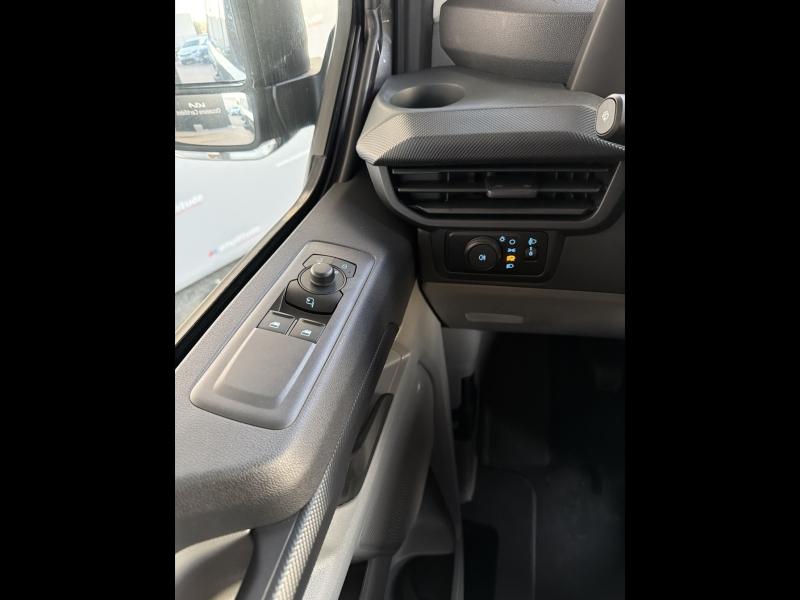 Image FORD Transit Custom Kombi 320 L1H1 2.0 EcoBlue 136ch Trend